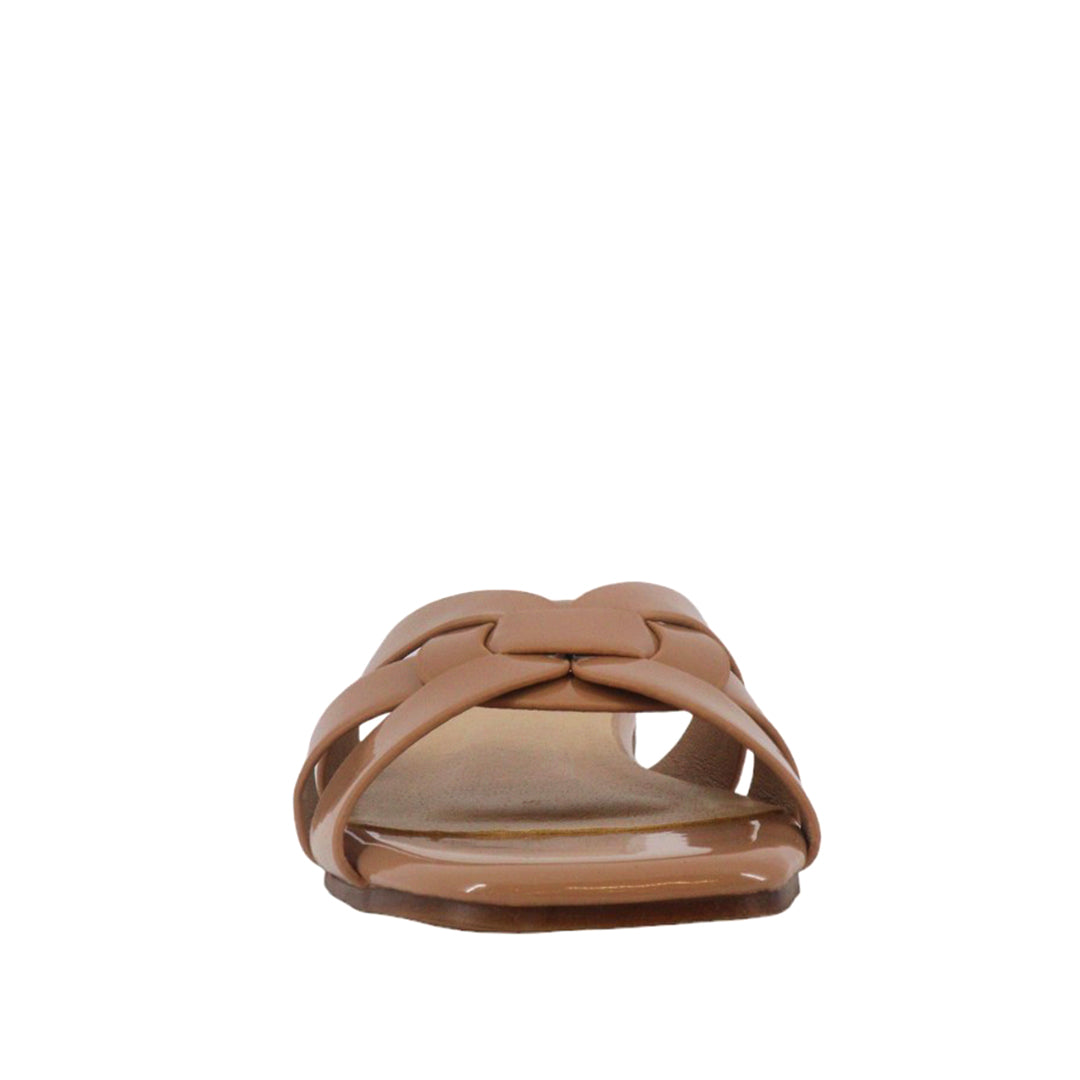 Sandalias slip on Dariana color nude para mujer