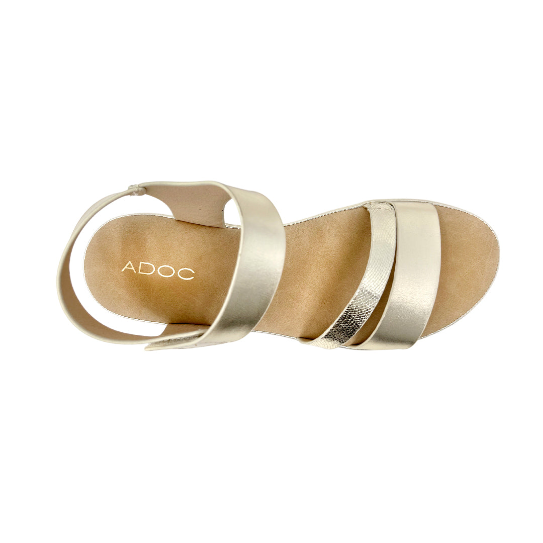 Sandalias flats Ilia para mujer color dorado