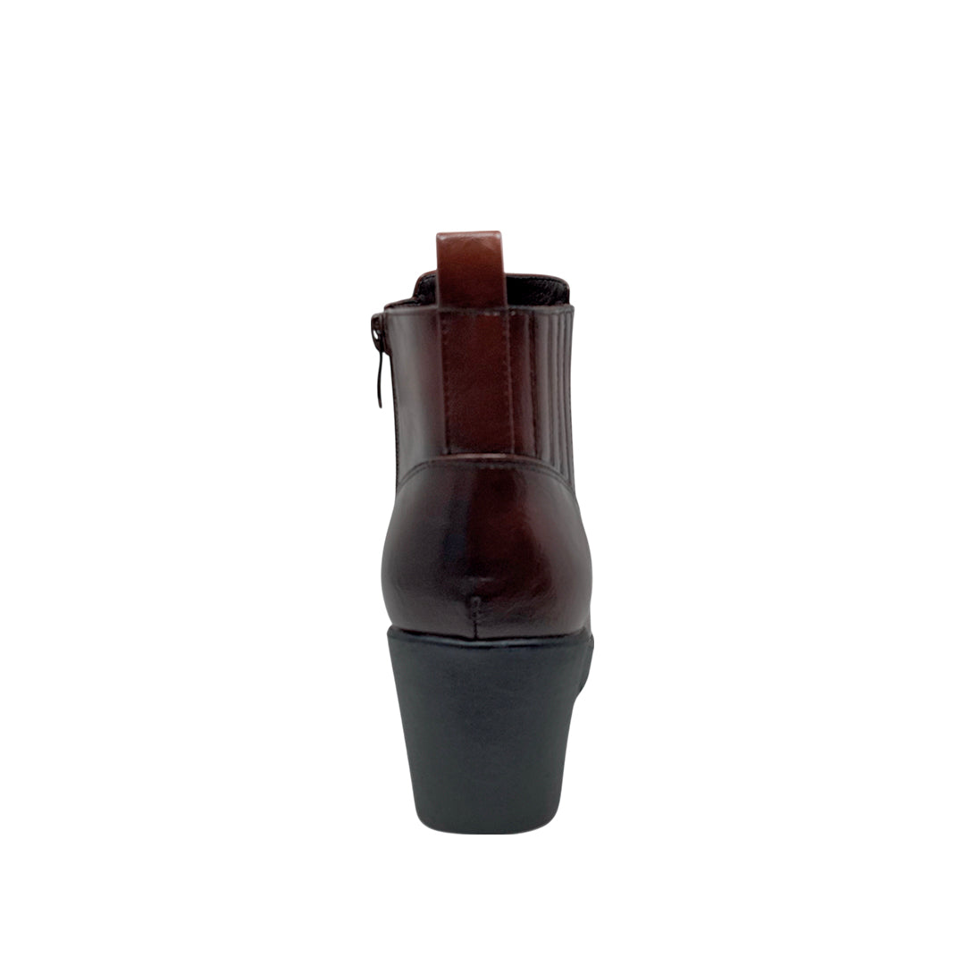 Botas Carlota cafe