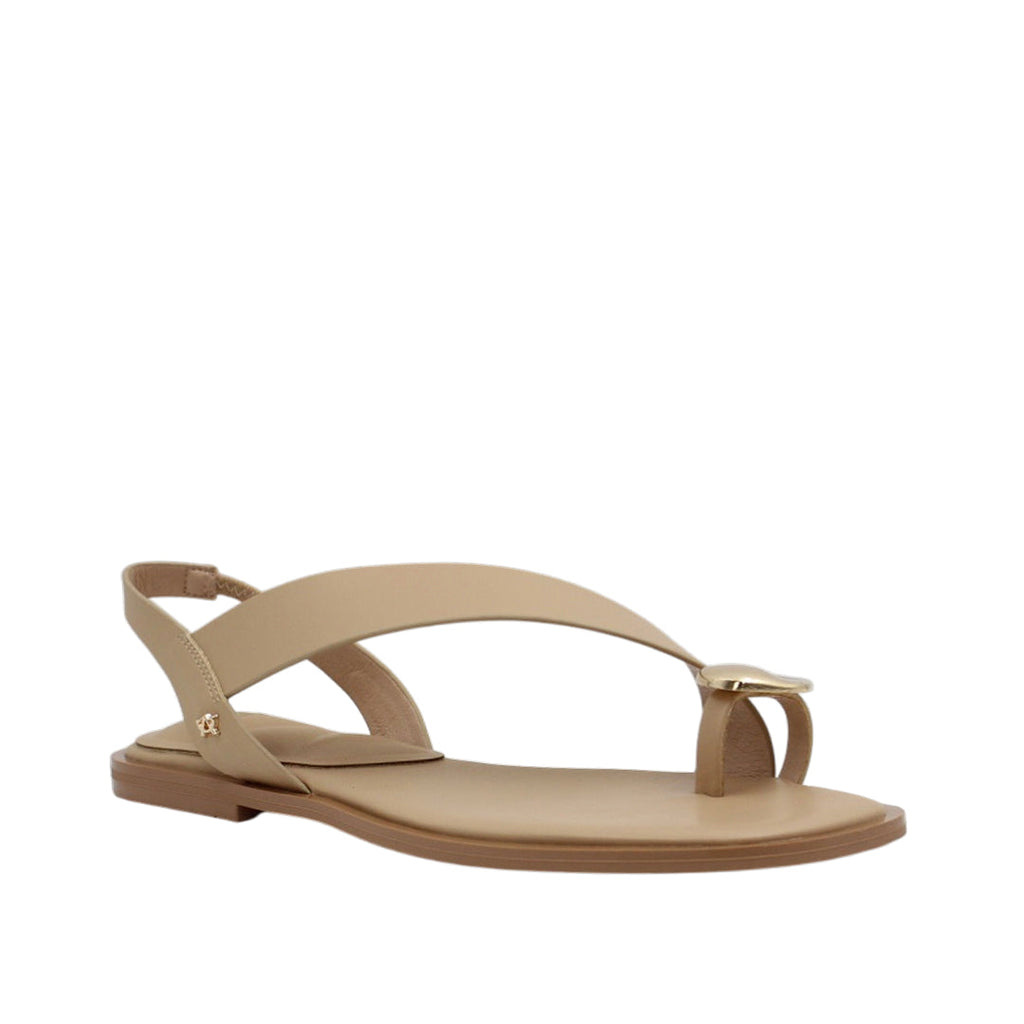 Sandalias flats Gisele para mujer color arena