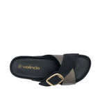 Sandalias flats Madga para mujer color negro